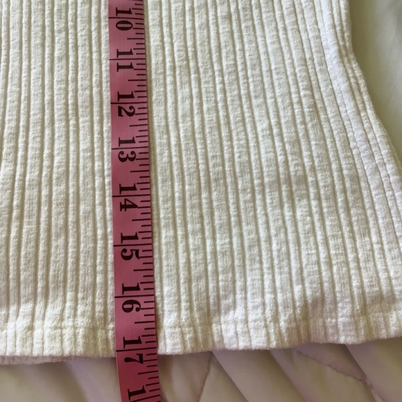 Zara Womens Ribbed Short Sleeve Crop Top Size Small - Picture 4 of 5